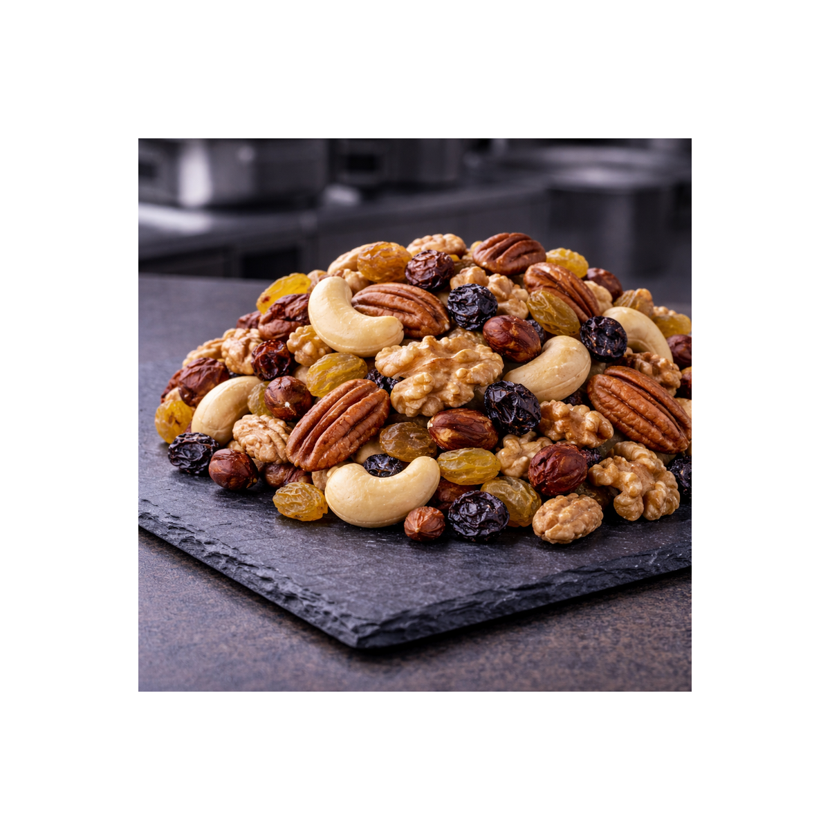 Mistura de frutos secos snack energético vista lateral