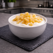 Pera deshidratada cortada en trozos para yogur